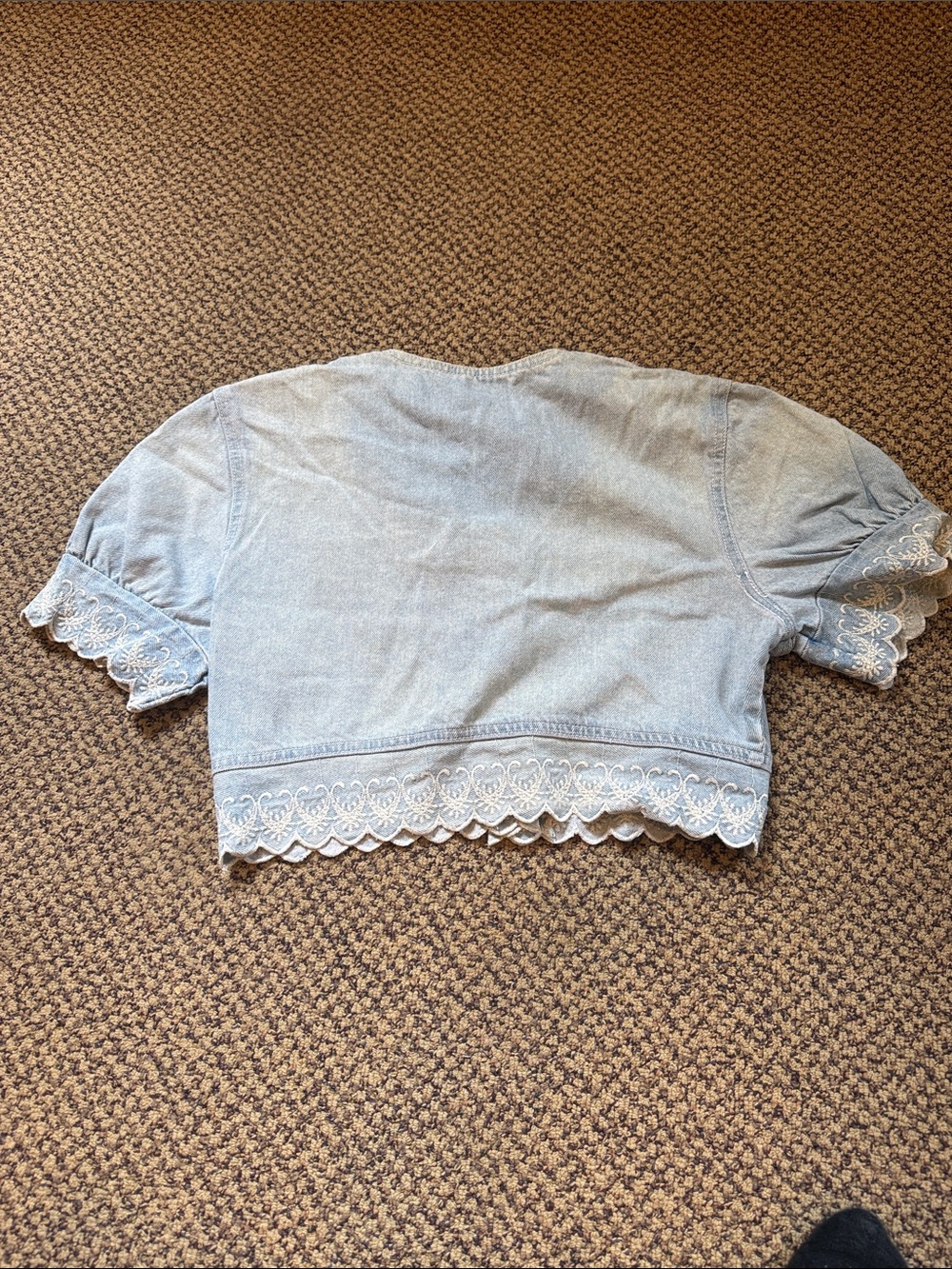 Vintage Switch Light Blue Denim Embroidered Trim High-Waist Jean Short & Top Set - Picture 10 of 10